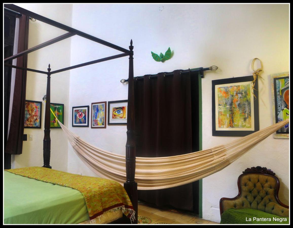 La Pantera Negra Bed & Breakfast Мерида Екстериор снимка
