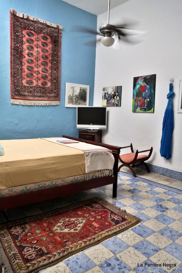 La Pantera Negra Bed & Breakfast Мерида Екстериор снимка