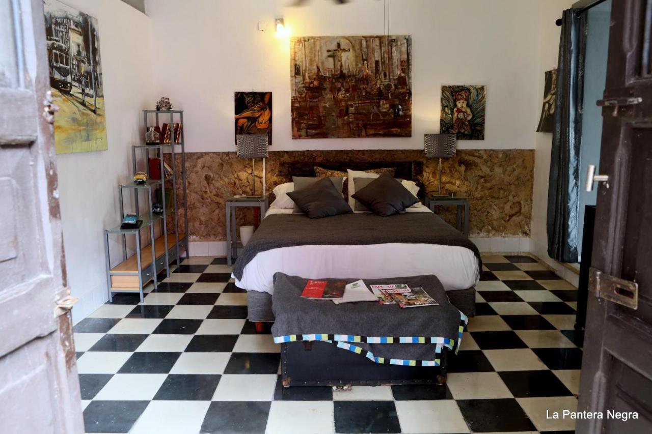 La Pantera Negra Bed & Breakfast Мерида Екстериор снимка